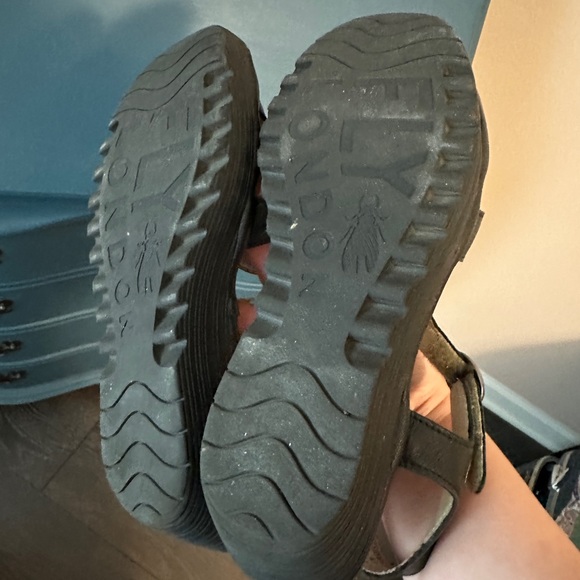 Fly London Rini Black Sandals 41 (10) - Picture 5 of 6